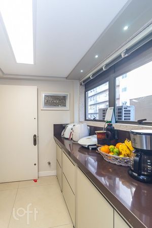 Image 35 - 274355
