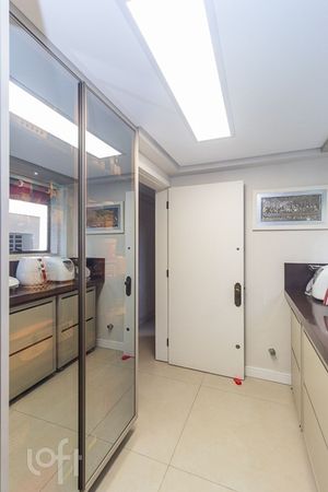 Image 34 - 274355