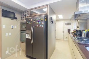 Image 31 - 274355