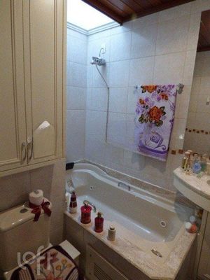Image 9 - 274506