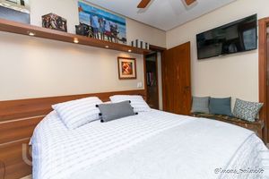 Image 9 - 274688