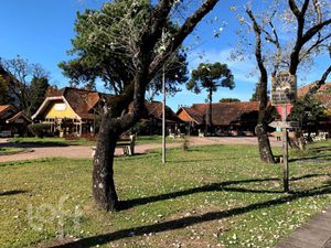 Image 25 - 274697