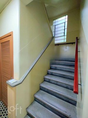 Image 7 - 274715