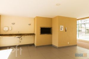 Image 19 - 274791