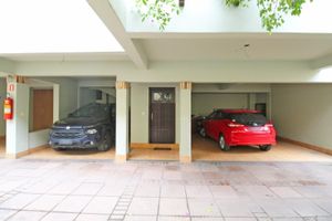 Image 17 - 274796