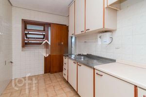 Image 21 - 275204