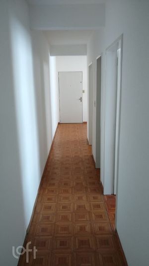 Image 15 - 275307