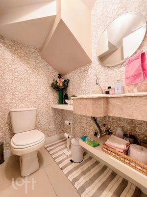 Image 14 - 275316