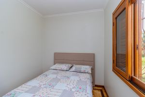 Image 19 - 275379