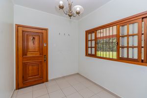 Image 25 - 275379
