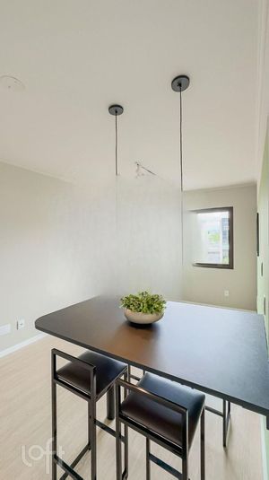 Image 11 - 275677