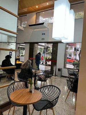 Image 11 - 275688
