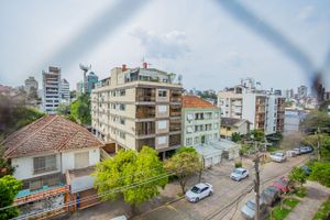 Image 17 - 275708