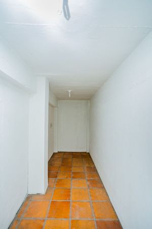 Image 42 - 275708