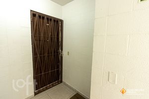 Image 16 - 275749