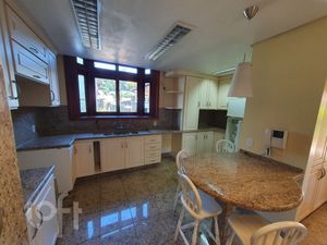 Image 8 - 275810