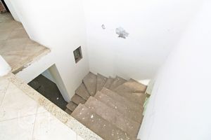 Image 15 - 275864