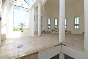 Image 14 - 275864