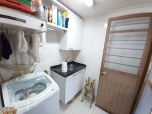 Image 32 - 275894