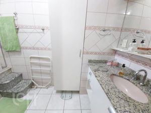 Image 18 - 275894
