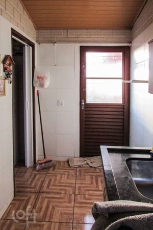 Image 25 - 275933