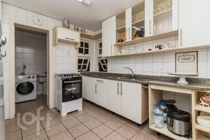 Image 13 - 276090