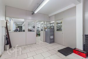 Image 20 - 276177