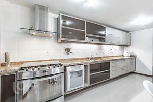 Image 7 - 276243