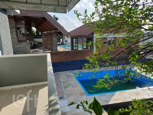Image 25 - 276257