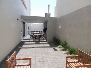 Image 3 - 276305