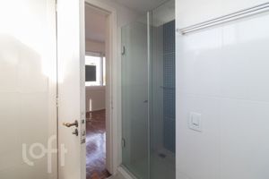 Image 31 - 276351