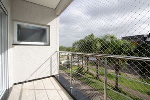 Image 29 - 276359