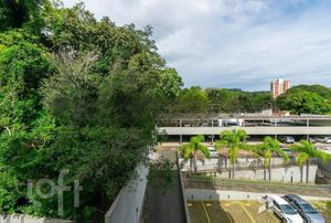 Image 10 - 276519