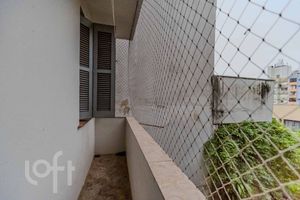 Image 17 - 276702
