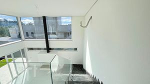 Image 11 - 276825