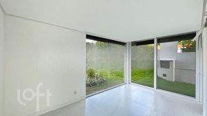 Image 32 - 276825
