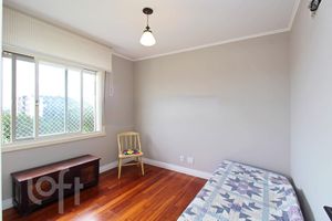 Image 15 - 276885