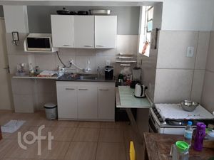 Image 20 - 277018