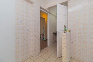 Image 15 - 277032