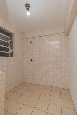 Image 19 - 277032