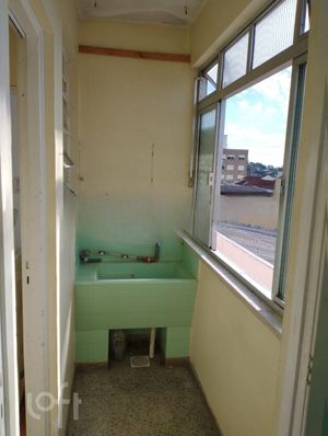 Image 30 - 277261