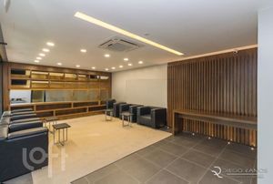Image 44 - 277329
