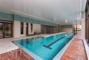 Image 18 - 277329