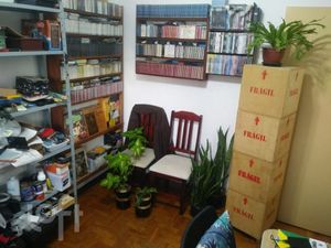 Image 19 - 277341