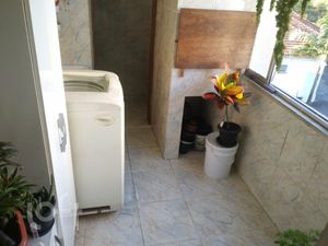 Image 4 - 277341