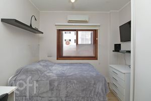 Image 18 - 277383