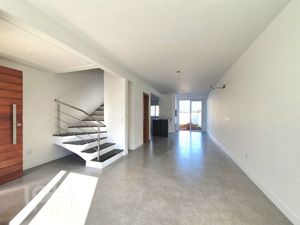 Image 29 - 277394