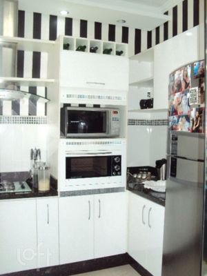 Image 34 - 277400