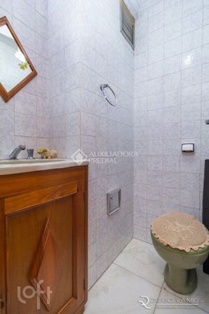 Image 16 - 277402