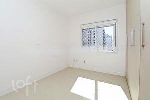 Image 7 - 277459